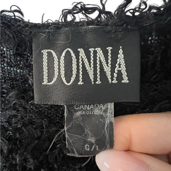 DONNA Fuzzy Short Sleeve Top - Size Large - Good Condition - Picture 4 of 6